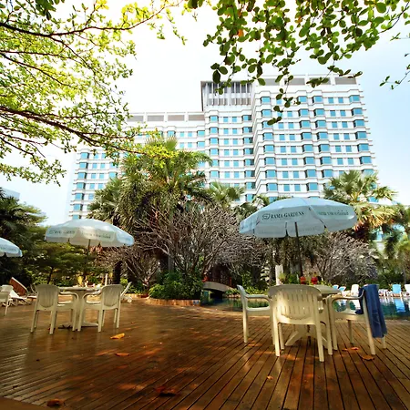 Rama Gardens Hotel Bangkok-2